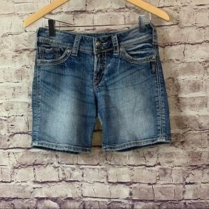 Silver Suki Surplus Light Wash Raw Hem Denim Shorts